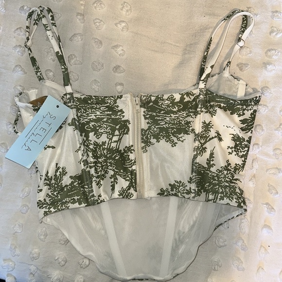 NWT Corset Top! - Picture 3 of 5